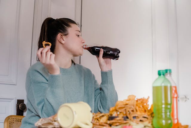 Hoe vaak consumeer je per week frisdranken of dranken met kunstmatige zoetstoffen?